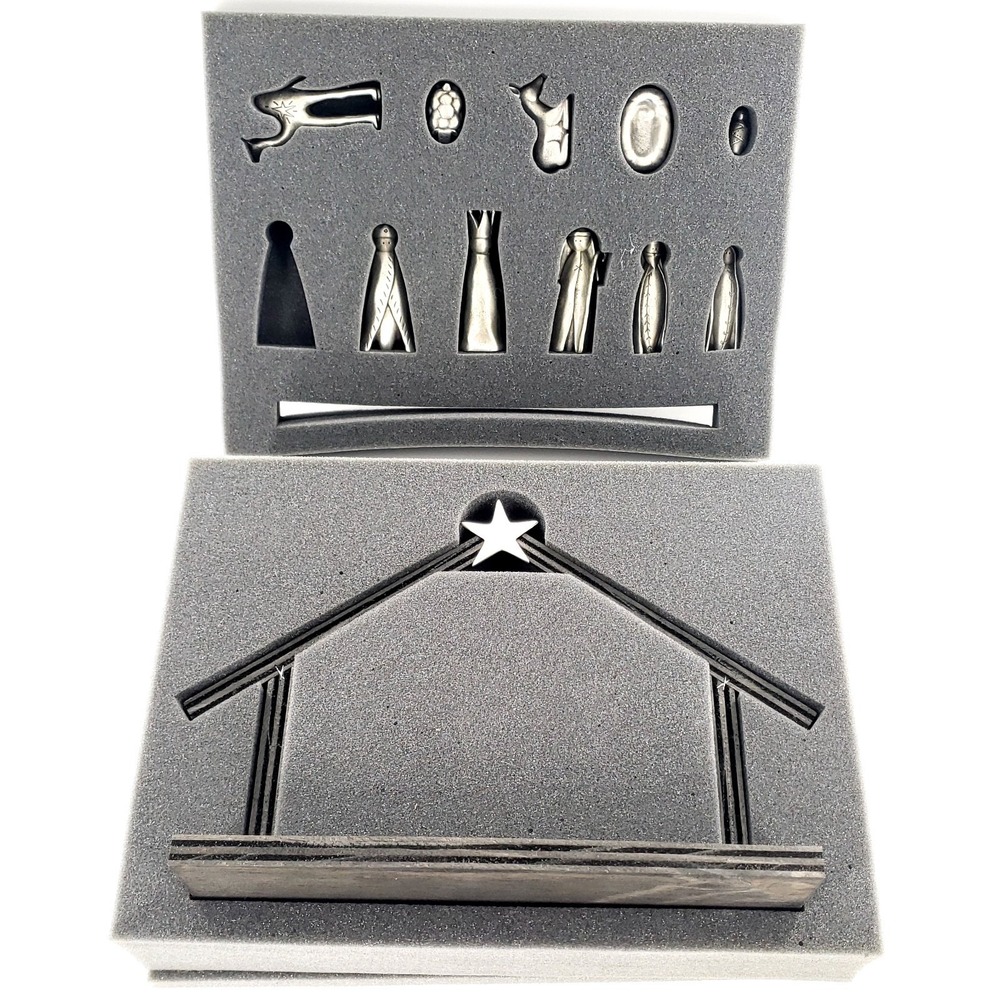Lisa Leonard Designs Pewter Nativity Set Stable Christmas Manger Near Complete